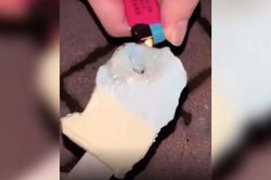 Loại kem Trung Quốc đốt không chảy gây dậy sóng mạng xã hội