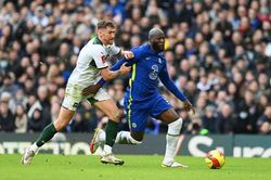 Tiền đạo nào cho Chelsea trong mùa giải mới?