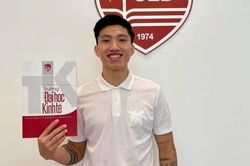 Đoàn Văn Hậu gửi lời chúc hài hước đến các sĩ tử