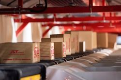 Bùng nổ thương mại điện tử đang thúc đẩy ngành e-logistics