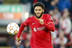 Liverpool vẫn đặt nhiều niềm tin vào Joe Gomez