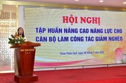 Chính trị - Xã hội An sinh xã hội Tập huấn nâng cao năng lực cho cán bộ làm công tác giảm nghèo
