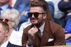 Đằng sau những bộ suit của David Beckham