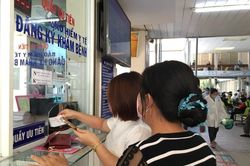Bệnh viện thiếu thuốc, người bệnh mua ngoài, làm sao thanh toán BHYT?