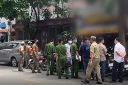 Hai vợ chồng chết bất thường trong căn nhà trọ 4 tầng