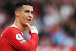 Chelsea: Vì sao Thomas Tuchel chào đón Sterling nhưng không muốn mua Ronaldo?
