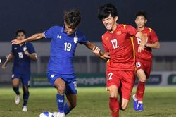 HLV U19 Việt Nam: 'Chúng tôi căng thẳng trước Thái Lan'