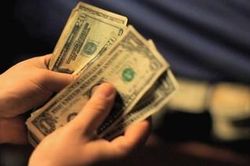 Tỷ giá USD hôm nay 11-7: Đồng USD có thể điều chỉnh trước khi tăng tiếp