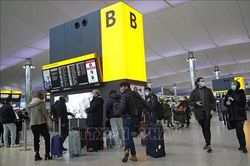 Sân bay Heathrow tại Anh xin lỗi vì dịch vụ tồi tệ