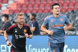 Harry Maguire phải tập một mình tại Thái Lan