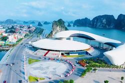 Quảng Ninh phấn đấu trở thành thành phố trực thuộc Trung ương vào năm 2030