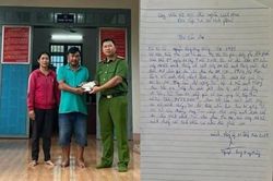Người phụ nữ nhặt được ví tiền, thẻ ATM và nhiều giấy tờ tìm người đánh rơi để trả lại