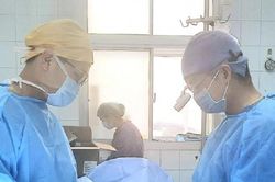 Vô tình dẫm phải kim tiêm, chàng trai 20 tuổi bị nhiễm HIV