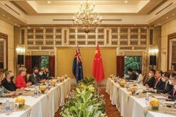 Úc, Trung Quốc đi bước đầu tiên 'phá băng' quan hệ