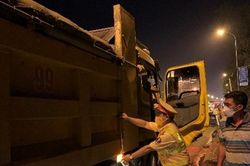 Giám sát chặt cả xe đã cắt thành thùng cơi nới