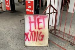 Vụ một số cây xăng tại TPHCM 'hết xăng': Xử lý nghiêm nếu để hết xăng đến ngày thứ 2