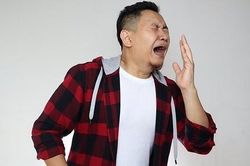 Vợ sắp cưới bỏ đi sau khi tôi chê váy cưới cô ấy chọn