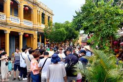 Nhiều điểm đến quá tải: Đặt chất lượng lên trên số lượng