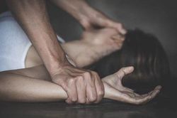 Vĩnh Phúc: Bắt giam 'yêu râu xanh' hiếp dâm nữ nhân viên quán ăn