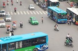 Xe buýt Hà Nội chạy 100% công suất từ ngày 15/7