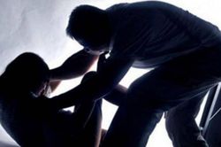 Bắt 'yêu râu xanh' hiếp dâm nữ nhân viên quán ăn