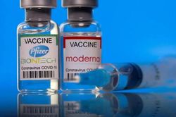 Sắp ra mắt phiên bản vaccine COVID-19 chống được hai biến thể