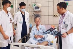 Tạo hình thực quản thành công cho cụ ông 81 tuổi bị ung thư