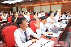 Kỳ họp thứ năm HĐND tỉnh thông qua 20 tờ trình và các dự thảo nghị quyết