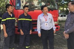 Thứ trưởng Bộ GD&ĐT kiểm tra công tác chấm thi tốt nghiệp THPT tại Đà Nẵng