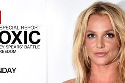 Britney Spears và chồng giơ biển 'CHÊ' loạt phim tài liệu ăn theo quyền bảo hộ của cô