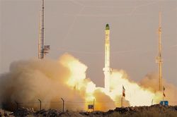Mỹ đe dọa dùng vũ lực để ngăn chặn Iran sở hữu vũ khí hạt nhân
