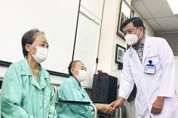 Chuyên gia nói về nguyên nhân gây bệnh hoại tử xương hậu Covid-19