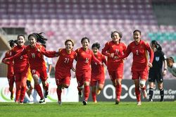 Bóng đá Việt Nam hôm nay: U19 Việt Nam vs U19 Thái Lan (15h30). Nữ Việt Nam vs Myanmar (19h00)