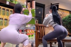 Ngượng chín mặt trước cô nàng cố tình 'độ vòng 3' nơi công cộng