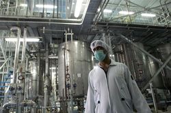 Iran khẳng định bảo vệ các lợi ích hạt nhân trong tiến trình đàm phán