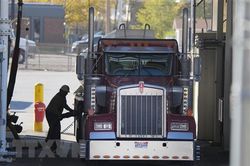Mỹ mong muốn Saudi Arabia và OPEC bơm thêm dầu