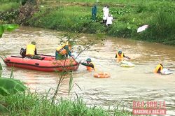 Diễn tập ứng phó bão, lụt và tìm kiếm cứu nạn xã Mường Bon