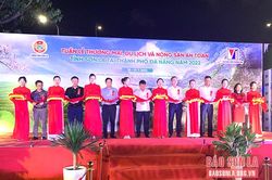 Khai mạc Tuần lễ Thương mại, du lịch và nông sản an toàn tỉnh Sơn La tại thành phố Đà Nẵng