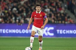 MU: Maguire bị cảnh báo sau khi tiếp tục mắc sai lầm