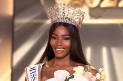 Học vấn đáng nể của Tân Miss Supranational 2022: Cử nhân Luật, thông thạo Ngoại ngữ