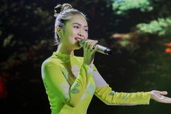 Thiện Nhân tuyên bố ngừng ca hát sau ồn ào yêu đương đồng giới