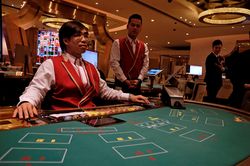 Các sòng bạc Macau thất thu hàng triệu USD vì dịch Covid-19