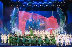 Tự hào, xúc động với '60 năm vang mãi bản hùng ca'