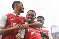 Arsenal 2-0 Everton: Jesus tiếp tục nổ súng, Arsenal vẫn toàn thắng giao hữu hè