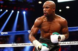 Tái xuất chuyên nghiệp, Mayweather hét giá 200 triệu USD