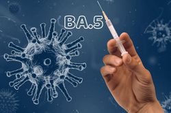 BA.5 có khả năng kháng vắc xin COVID-19 gấp 4 lần biến thể khác