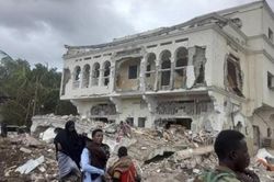 Đánh bom liều chết nhằm vào khách sạn nổi tiếng ở Somalia