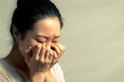 Con dâu về ở cữ, mẹ chồng nằng nặc đòi tiền điện nước: 'Nuôi bà đẻ rõ tốn kém'