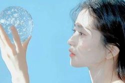 Một năm nấu cơm giúp anh hàng xóm, khi anh ấy hỏi cưới thì tôi rối lòng