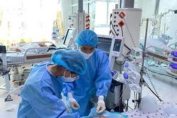 Nhiều trẻ thừa cân bị sốc sốt xuất huyết nặng